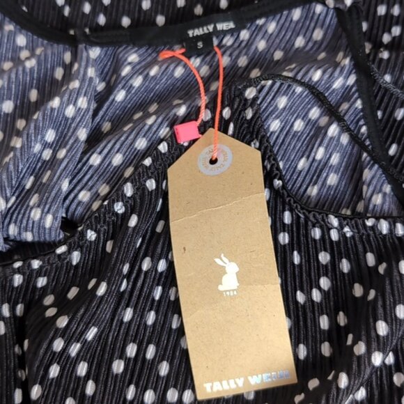 3/$20 Tally Reijl Relaxed Camisole Top Polka Dot Tank Womens Size Small Black - Picture 11 of 16